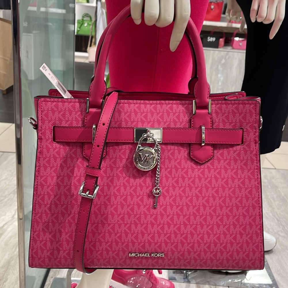 Michael Kors Hamilton Medium Signature Logo Satchel
Dragonfruit
NWT - Picture 14 of 16